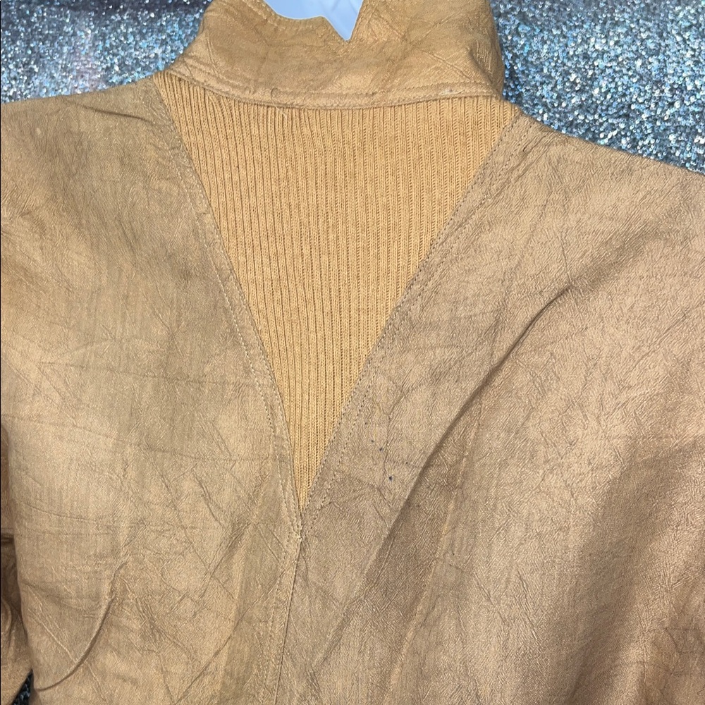 VINTAGE Cache Tan Skirt Set with Black Accents - Picture 8 of 13